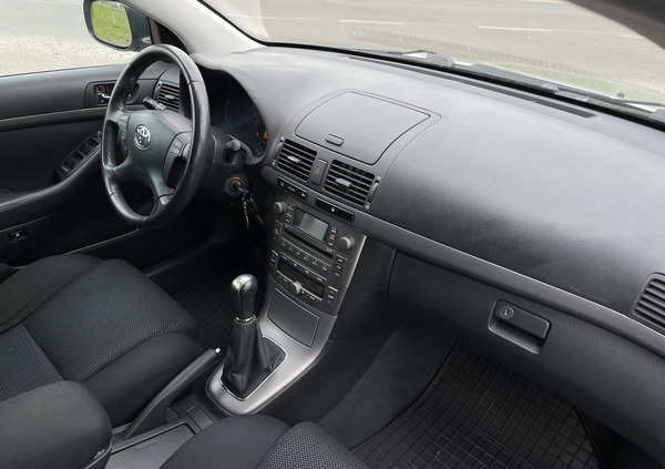 Toyota Avensis cena 19900 przebieg: 208000, rok produkcji 2008 z Nidzica małe 352